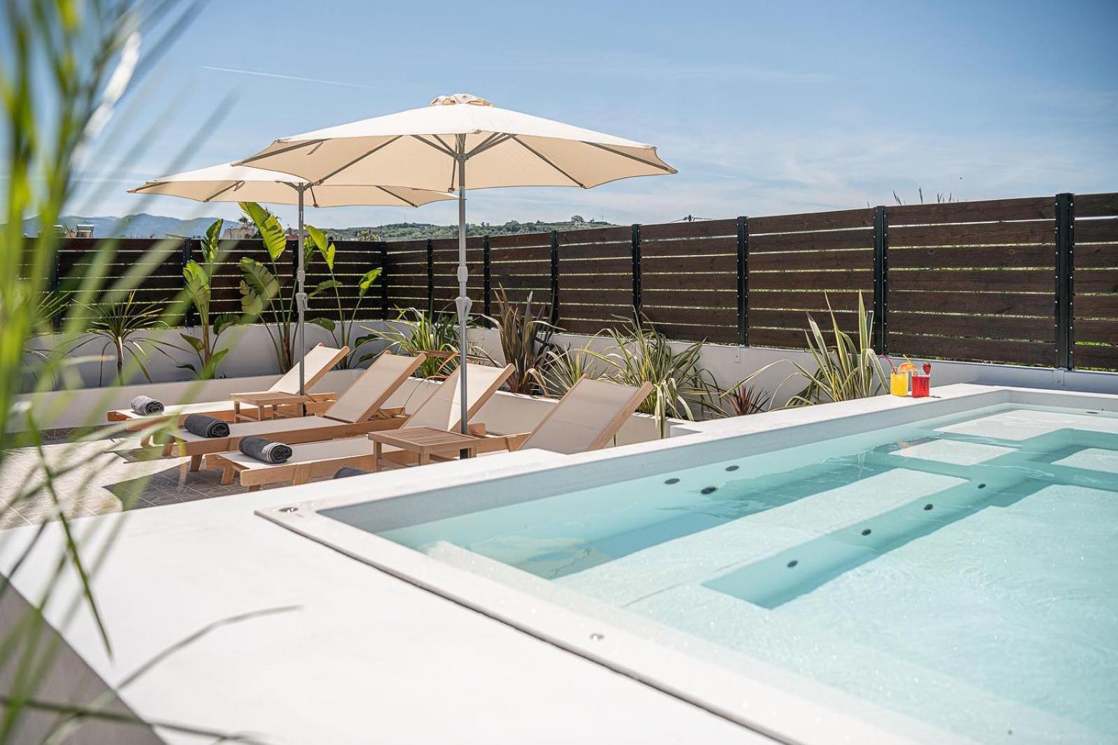 Sol Luxury Apartment - Close To The Beach With A Private Mini Pool Chania  Buitenkant foto