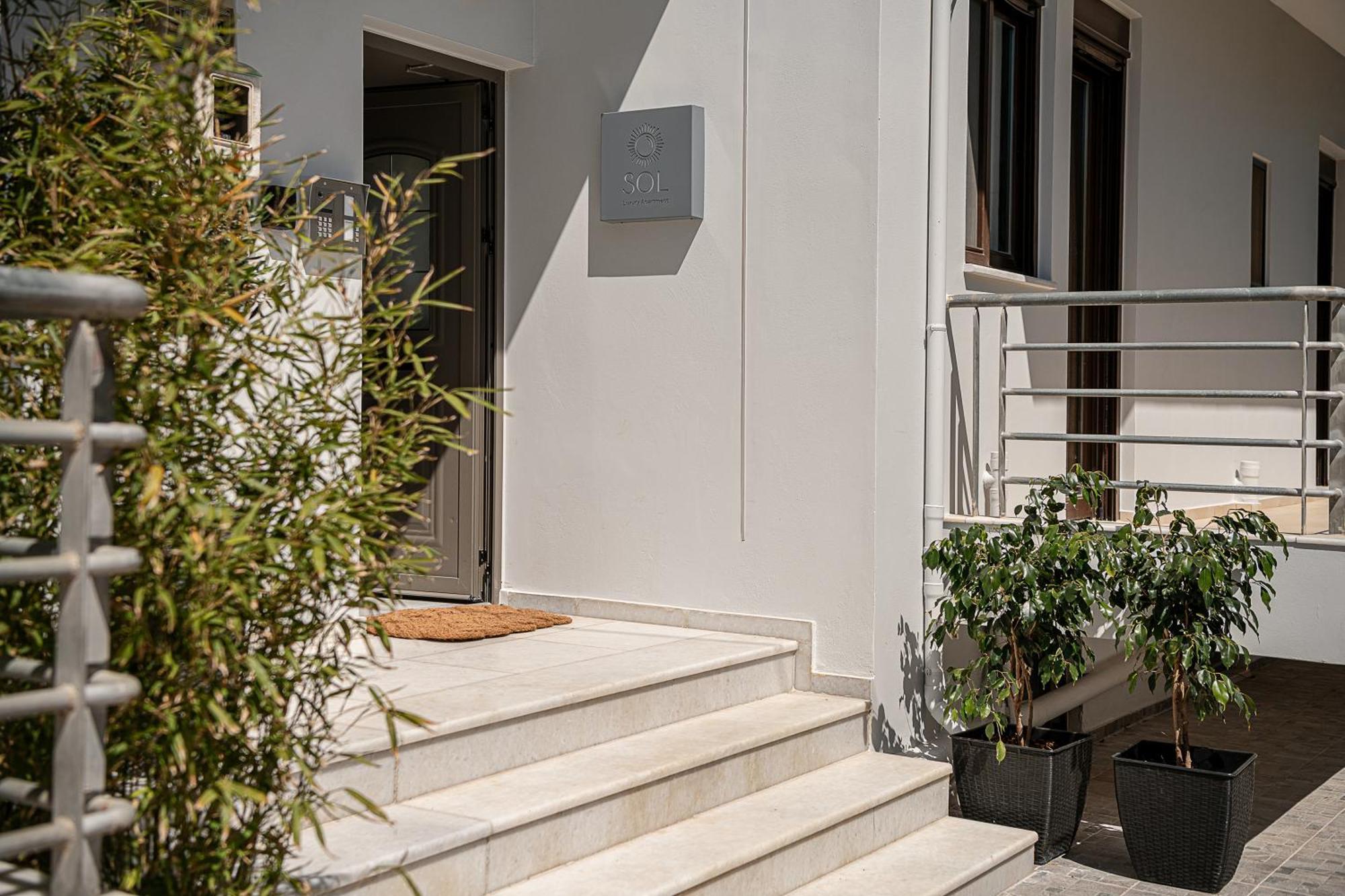 Sol Luxury Apartment - Close To The Beach With A Private Mini Pool Chania  Buitenkant foto